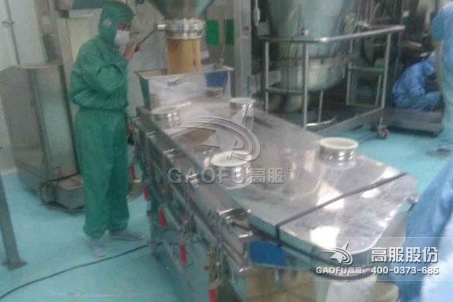 顆粒直線篩客戶(hù)現(xiàn)場(chǎng)